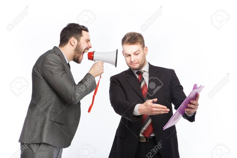 30193729-gran-screem-de-un-hombre-elegante-con-un-megáfono-en-la-oreja-de-un-hombre-de-negocio...jpg